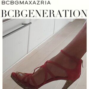 BCBGMAXAZRIA/BCBGENERATION SANDALS - Fuchsia